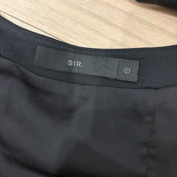 SIR Women's Top NEVER WORN - Picture 2 of 5